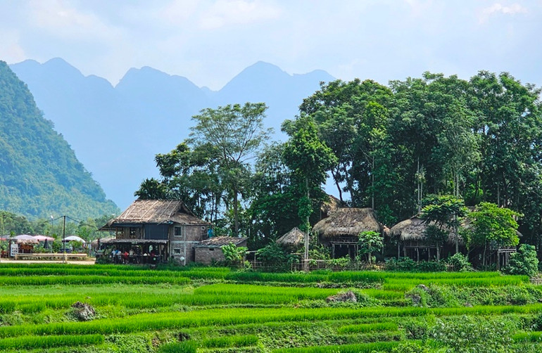 Một điểm lưu trú, ngắm phong cảnh ở xã Thành Lâm, huyện Bá Thước.