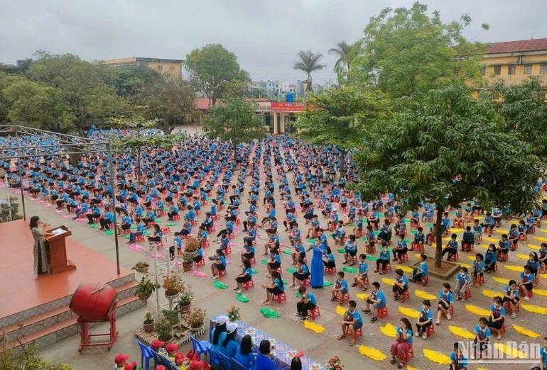 Theo quy định của Ủy ban nhân dân tỉnh Thái Bình, các trường học tổ chức khai giảng năm học 2023-2024 trước ngày 10/9. Theo quy định của Ủy ban nhân dân tỉnh Thái Bình, các trường học tổ chức khai giảng năm học 2023-2024 trước ngày 10/9.