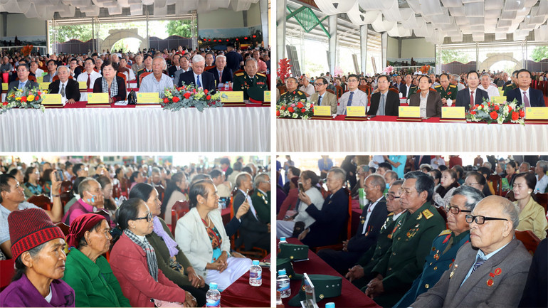 Đại biểu dự lễ kỷ niệm. Đại biểu dự lễ kỷ niệm.