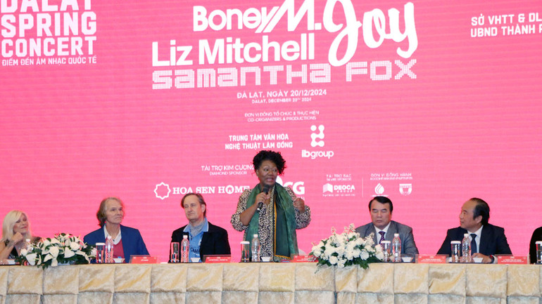 Huyền thoại âm nhạc Boney M.Liz Mitchell: "Giữ lửa âm nhạc bằng cách luôn cảm thấy tươi mới và truyền điều đó đến khán giả".