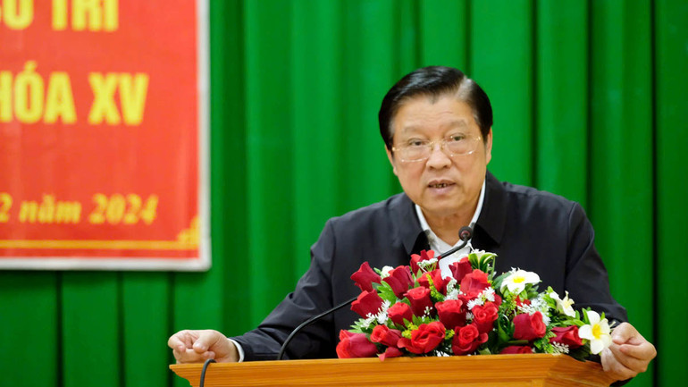 Đồng chí Phan Đình Trạc đánh giá cao tình hình phát triển kinh tế-xã hội địa phương.