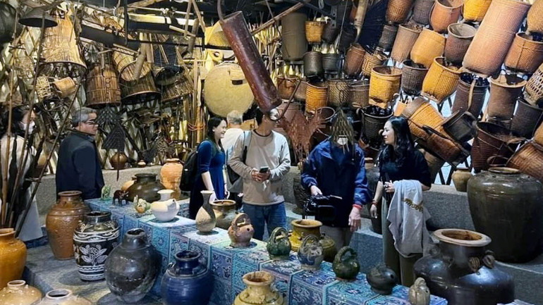 Bộ sưu tập hiện vật, cổ vật văn hóa Tây Nguyên của nhà sưu tầm Nguyễn Quốc Dũng.