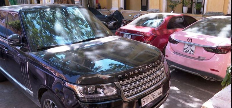 Các phương tiện liên quan đến vụ án. (Ảnh: Công an cung cấp)