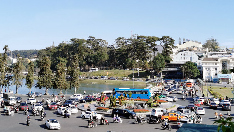 Khu vực trung tâm thành phố ngàn hoa dịp Tết Nguyên đán Giáp Thìn 2024. Khu vực trung tâm thành phố ngàn hoa dịp Tết Nguyên đán Giáp Thìn 2024.