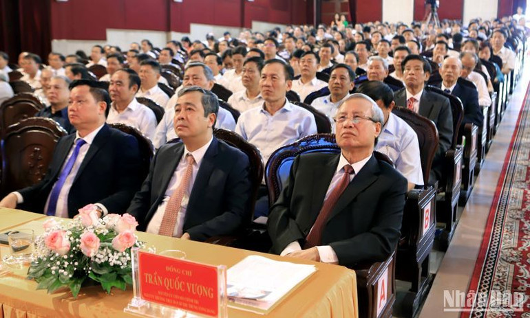 Các đại biểu dự Lễ kỷ niệm. (Ảnh Mai Tú)