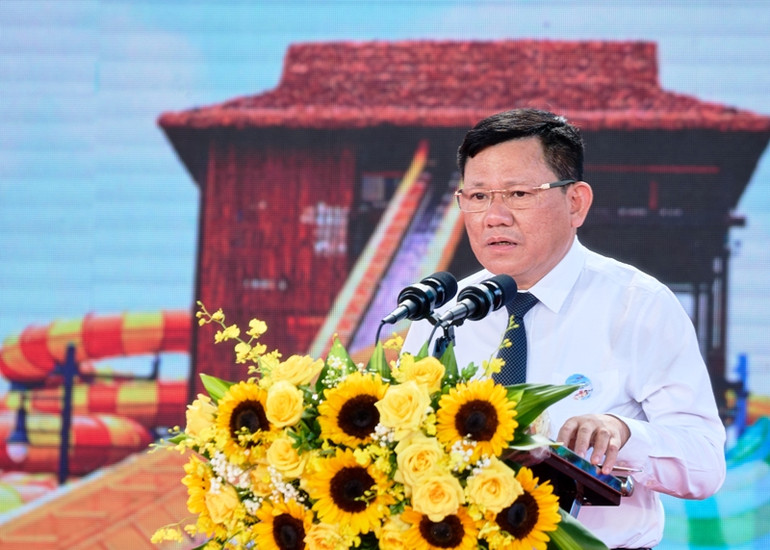 Lãnh đạo tỉnh Thanh Hóa cho rằng đây là sự khởi đầu cho chuỗi sản phẩm của Sun Group ở Thanh Hóa. Lãnh đạo tỉnh Thanh Hóa cho rằng đây là sự khởi đầu cho chuỗi sản phẩm của Sun Group ở Thanh Hóa.