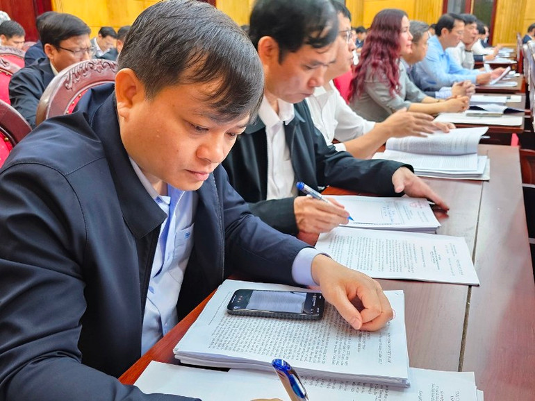 Các đại biểu tham dự Hội nghị.