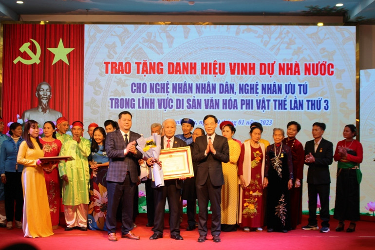 Thanh Hóa tôn vinh các cá nhân được trao tặng danh hiệu vinh dự nhà nước: Nghệ sĩ ưu tú.