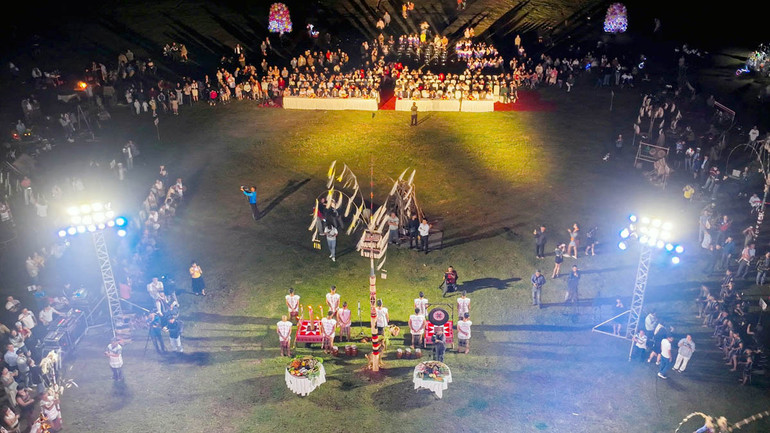 Tái hiện nghi thức Lễ hội Nhô R’hê - mừng lúa mới của người Mạ.