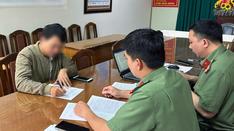 Cơ quan công an triệu tập, làm việc đối với trường hợp đăng tin sai sự thật, xuyên tạc về Đại hội khỏe “Vì an ninh Tổ quốc” diễn ra tại Đà Lạt.