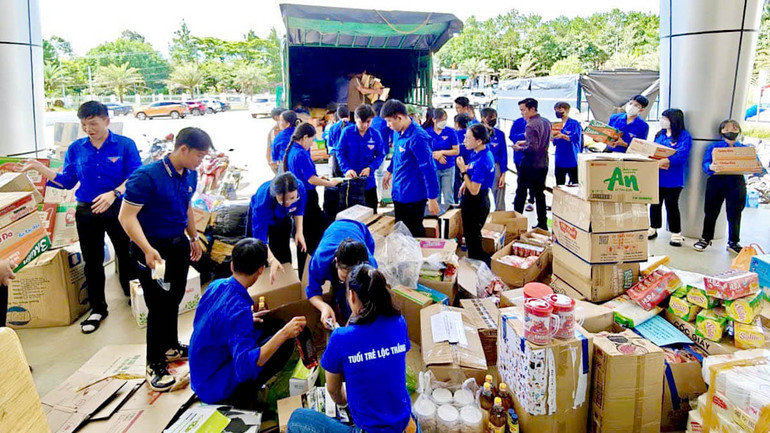 Tuổi trẻ Lâm Đồng chung tay hỗ trợ đồng bào vùng lũ phía bắc.