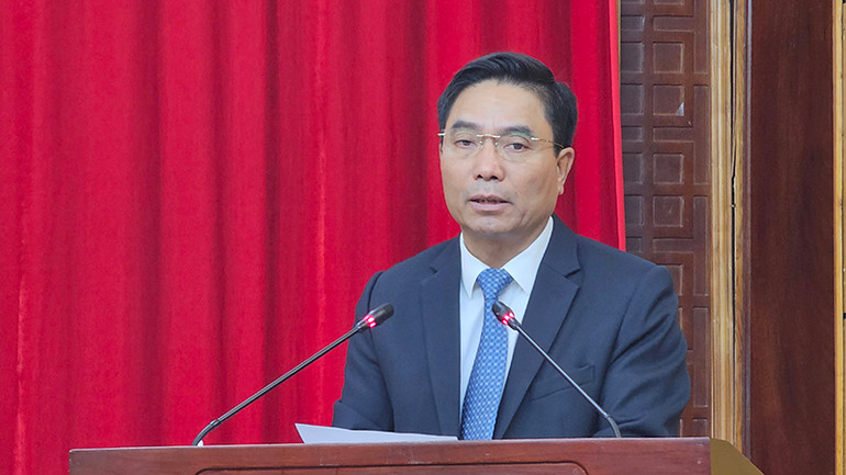 Bí thư Tỉnh ủy Thanh Hóa phát biểu kết luận tại hội nghị.