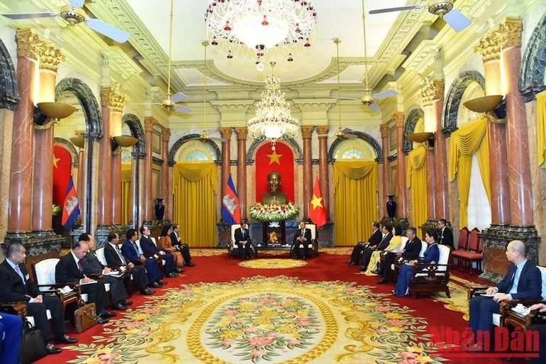 Quang cảnh buổi tiếp. (Ảnh: TRẦN HẢI)