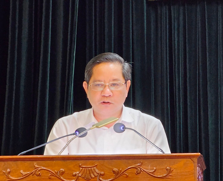 Lãnh đạo Mặt trận Tổ quốc tỉnh Thanh Hóa tham luận tại hội nghị.