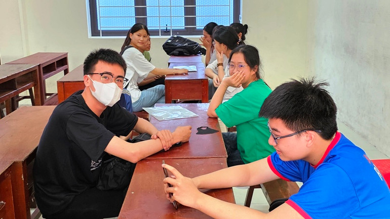 Học sinh trung học phổ thông vững tin bước vào kỳ thi xét tốt nghiệp và xét tuyển đại học 2024.