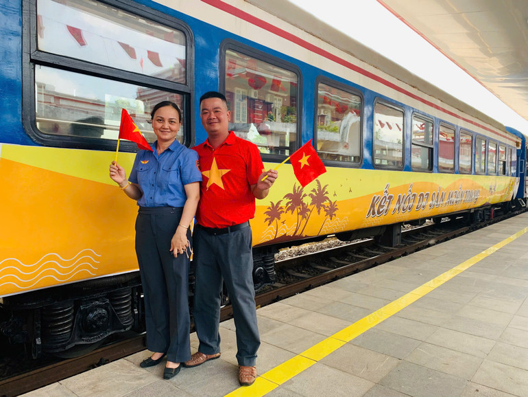 Tổng công ty Đường sắt Việt Nam tập trung đổi mới, nâng cao chất lượng dịch vụ để tăng tốc phát triển.