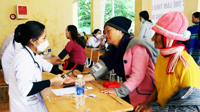 Công đoàn cơ sở tại Lâm Đồng phối hợp tổ chức chương trình tình nguyện vì sức khỏe cộng đồng tại huyện Lâm Hà, Lâm Đồng.