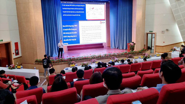 Quang cảnh hội nghị.