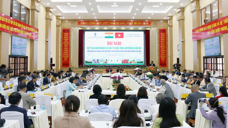 Quang cảnh hội nghị.