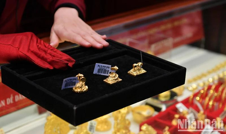 Cẩn trọng khi đầu tư vào vàng. (Ảnh: THÀNH ĐẠT)