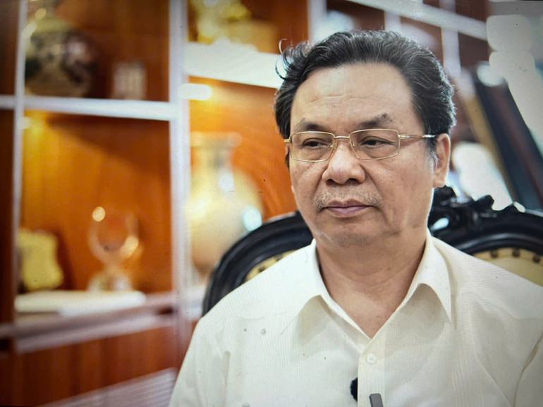 Ông Hoàng Văn Cường chia sẻ ý kiến với Phóng viên Báo Nhân Dân. (Ảnh: QUỲNH TRANG)