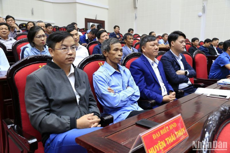 200 nông dân trên địa bàn tỉnh được mời tham dự đối thoại với Chủ tịch Ủy ban nhân dân tỉnh Thái Bình.