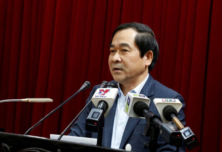 Đồng chí Nguyễn Tiến Thành, Phó Bí thư Thường trực Tỉnh ủy Thái Bình thẳng thắn đề cập đến hoạt động dạy thêm, học thêm tràn lan đang diễn ra, nhất là tại thành phố và các thị trấn trên địa bàn.