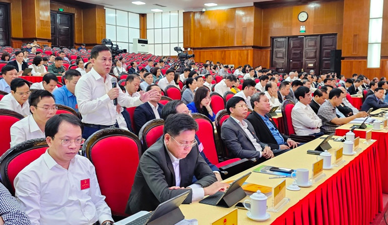 Giám đốc Sở Xây dựng Thanh Hóa giải trình về nguồn cung vật liệu xây dựng thông thường.