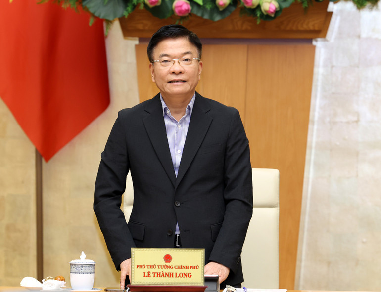 Phó Thủ tướng Lê Thành Long phát biểu tại cuộc gặp mặt lãnh đạo, Ban Thường vụ Trung ương Hội Khuyến học Việt Nam. (Ảnh: VGP)