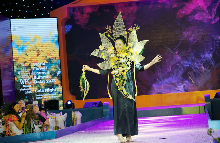 Các thí sinh Việt Nam chiếm ưu thế với hàng loạt tác phẩm đậm chất nghệ thuật pha trộn yếu tố văn hóa.