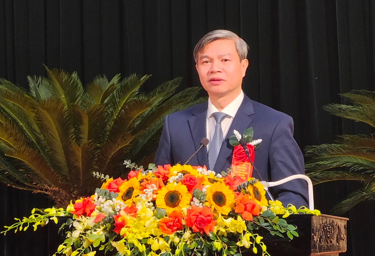 Trưởng Ban Dân tộc tỉnh Thanh Hóa phát biểu tại Hội nghị.