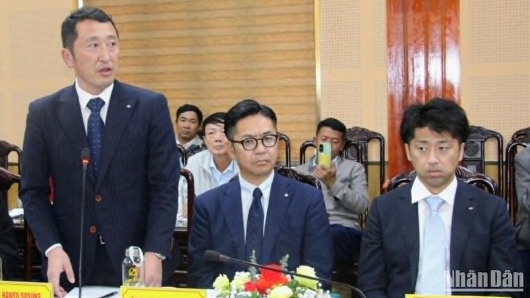 Đối tác đến từ Nhật Bản chia sẻ kinh nghiệm trong sản xuất và bao tiêu sản phẩm với huyện Hưng Hà. Đối tác đến từ Nhật Bản chia sẻ kinh nghiệm trong sản xuất và bao tiêu sản phẩm với huyện Hưng Hà.