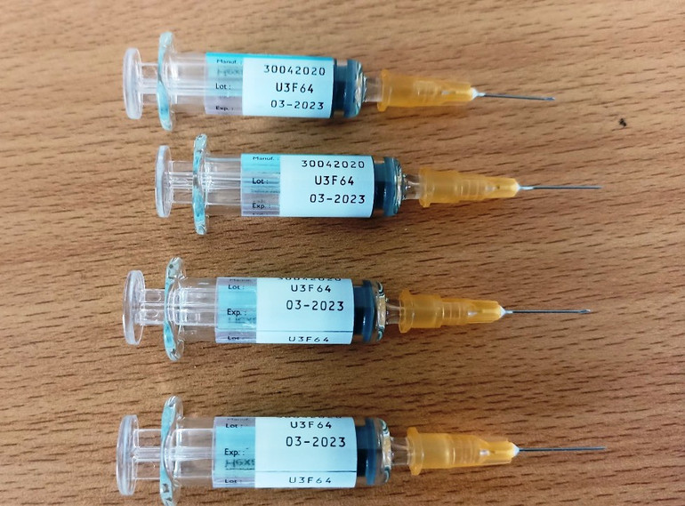 Các gia đình phát hiện vaccine đã tiêm cho trẻ có hạn sử dụng đến tháng 3/2023.