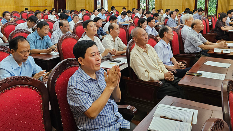 Các đại biểu tham dự Hội nghị.