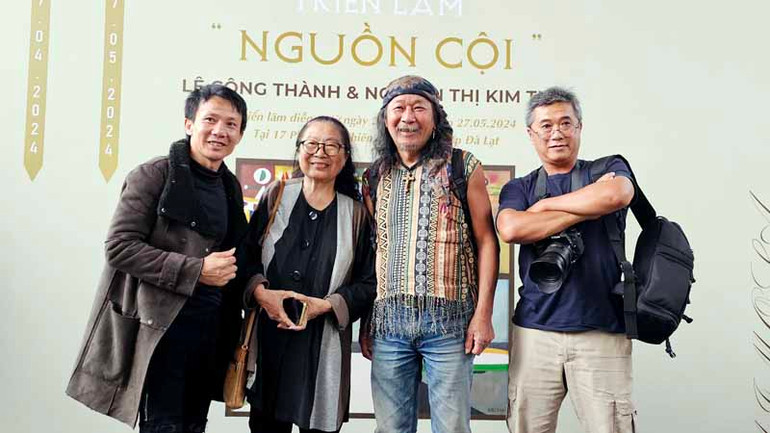 Họa sĩ Nguyễn Thị Kim Thái và những nghệ sĩ tại Đà Lạt.