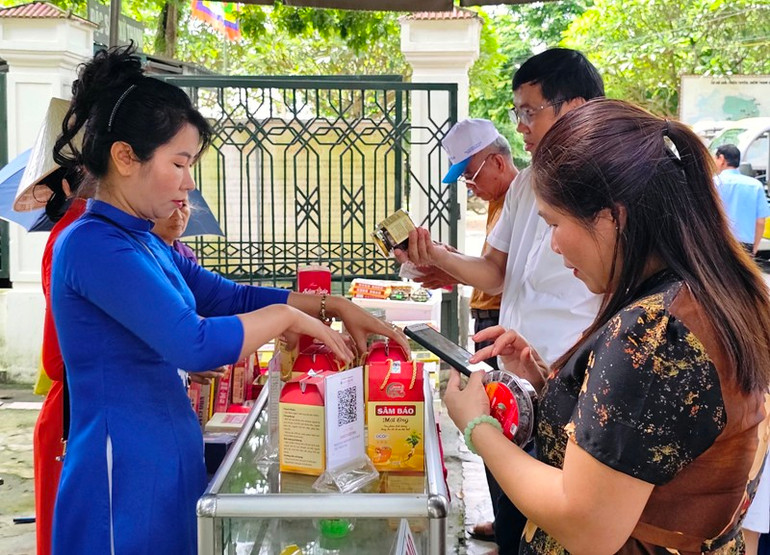 Các sản phẩm OCOP ở Thanh Hóa được khách du lịch lựa chọn.