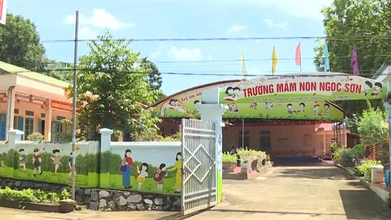 Trường học, nơi chăm sóc, phát triển nguồn nhân lực cho huyện Ngọc Lặc. Trường học, nơi chăm sóc, phát triển nguồn nhân lực cho huyện Ngọc Lặc.