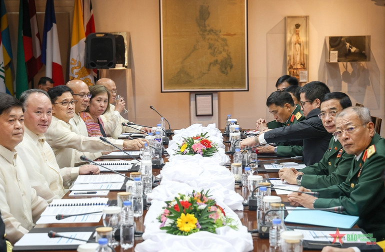 Quang cảnh hội đàm. (Ảnh: Báo Quân đội nhân dân)