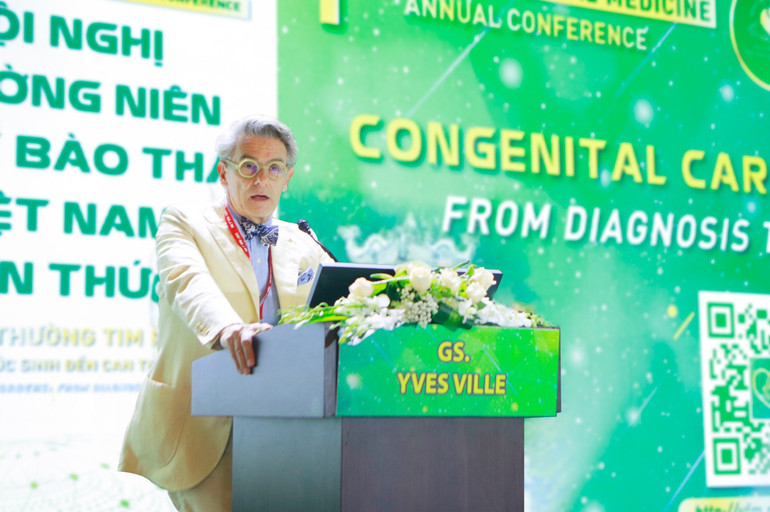 Giáo sư Yves Ville chia sẻ về can thiệp bào thai mắc bệnh lý tim bẩm sinh.