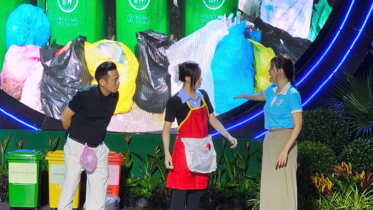 Một cảnh trong tiểu phẩm truyền thông "Chống ô nhiễm nhựa".
