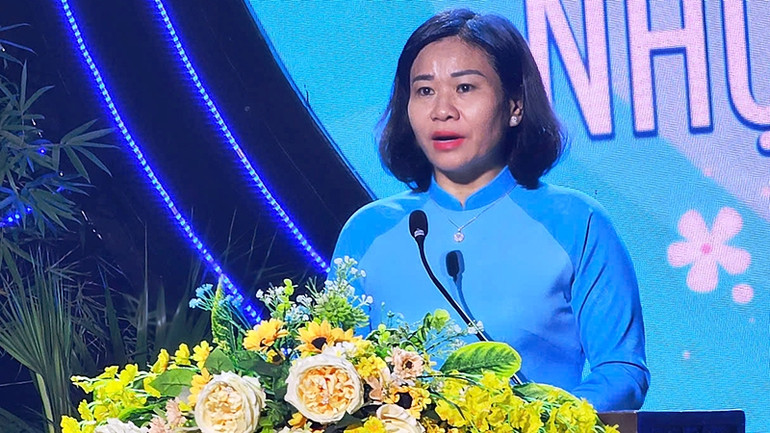 Lãnh đạo Trung ương Hội Liên hiệp Phụ nữ Việt Nam phát động hành động chống ô nhiễm nhựa.