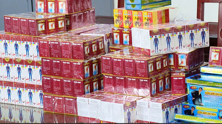 Một số loại thuốc giả bị cơ quan chức năng thu giữ.