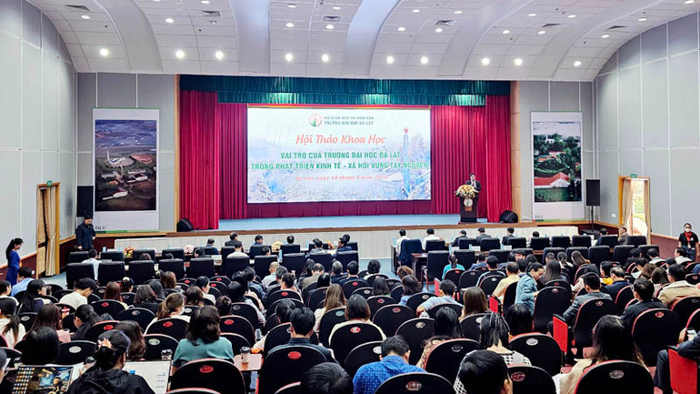 Quang cảnh hội thảo.