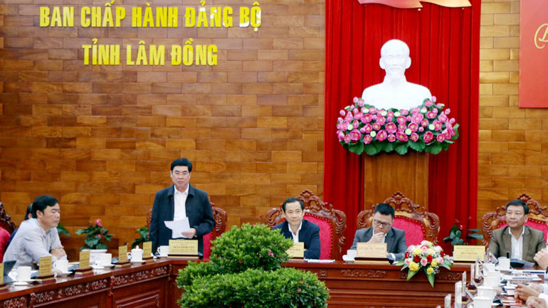 Đồng chí Trần Đình Văn khẳng định, các cơ quan báo chí đã có nhiều đóng góp quan trọng đối với sự phát triển của tỉnh Lâm Đồng.