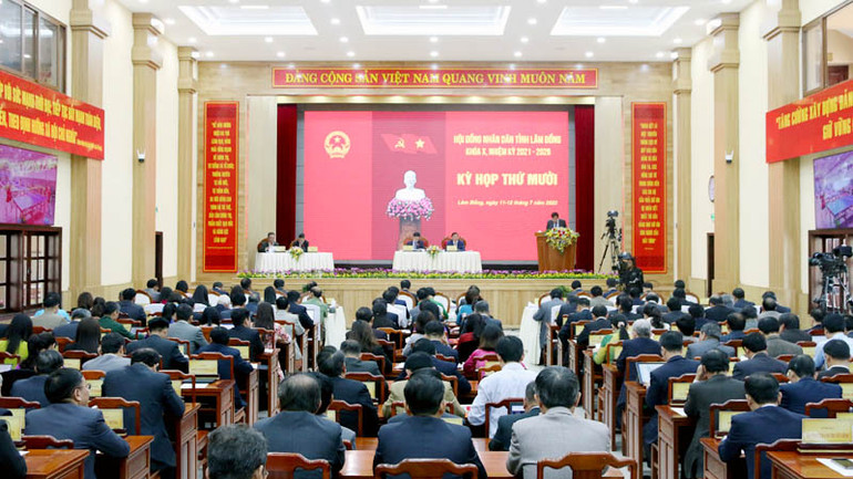 Quang cảnh Kỳ họp thứ 10, Hội đồng nhân dân tỉnh Lâm Đồng khóa X.