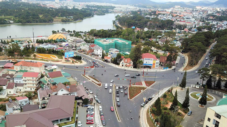 Nút giao thông trọng điểm vào khu vực trung tâm thành phố Đà Lạt.