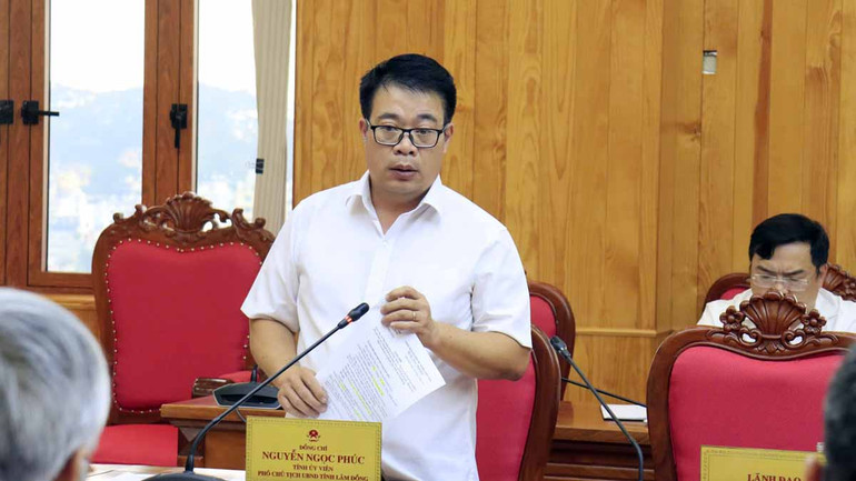 Phó Chủ tịch Ủy ban nhân dân tỉnh Lâm Đồng Nguyễn Ngọc Phúc phát biểu tại buổi làm việc.