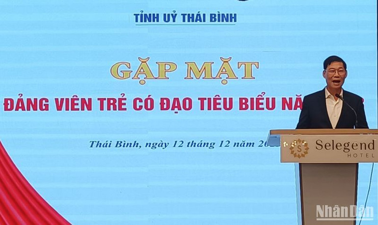 Phó trưởng Ban Dân vận Trung ương Đỗ Văn Phới mong muốn trong thời gian tới các đảng viên trẻ có đạo phát huy tốt hơn nữa vai trò, trọng trách của mình.