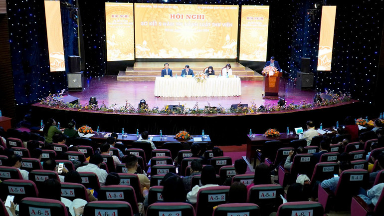 Quang cảnh hội nghị.