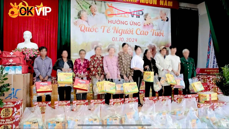 Hoạt động từ thiện "lồng ghép" quảng cáo trá hình logo các website, ứng dụng có tính chất cờ bạc, cá cược. (Ảnh: Công an tỉnh Lâm Đồng cung cấp)